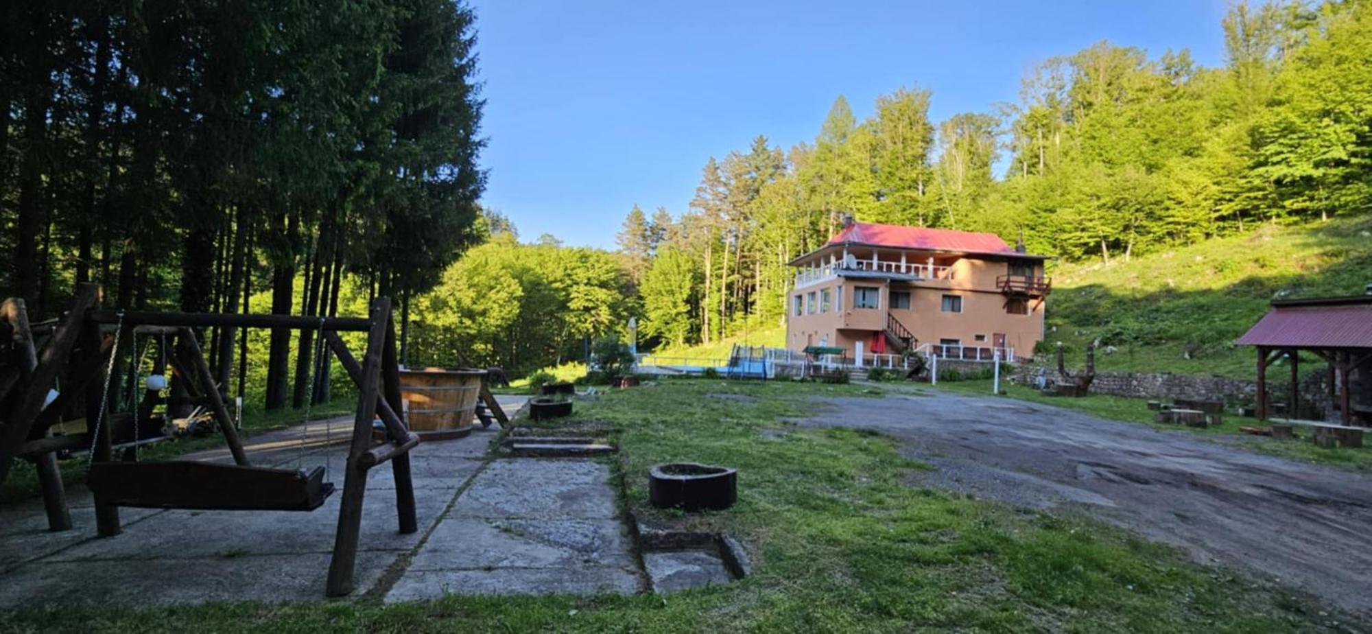 Cabana Cerbu Bozovici 外观 照片